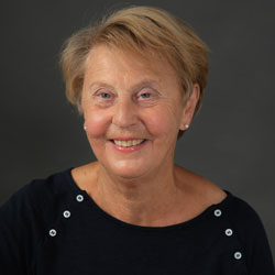 Dr Anne Green